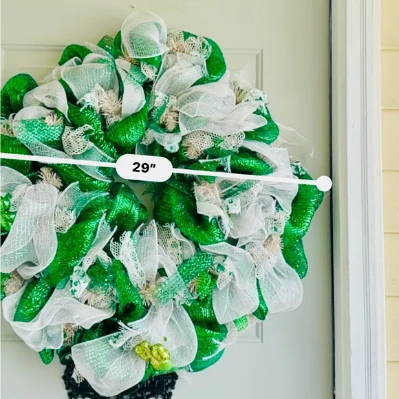 ST PADDY’s DAY is almost here! 29” WREATH quality MATERIAL SAFE FOR INT OR EXT. - Picture 4 of 11